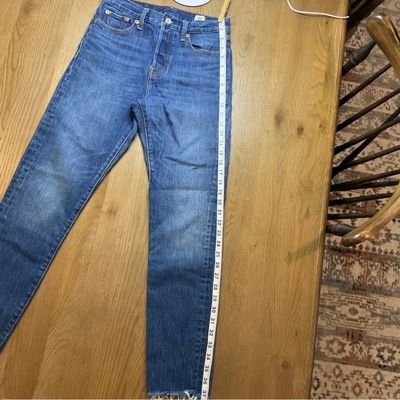 Levi’s button fly white oak cone denim slim straight raw hem Size 26 EUC - Picture 11 of 14